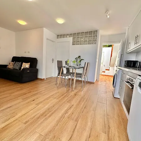 Travelingdays Iris بيت للعطل بالم مار